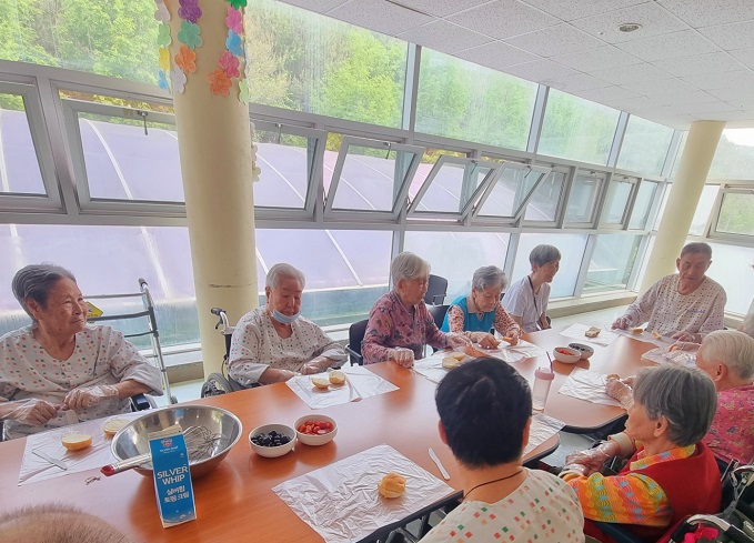 KakaoTalk_20220512_174503983_08